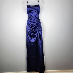 NWT Windsor Size M Long Satin Mermaid Dress